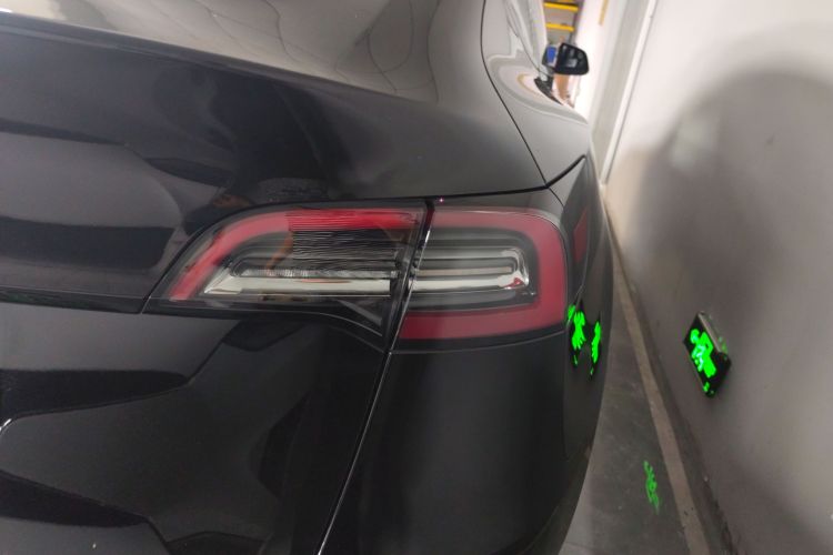 特斯拉 Model Y 2023 汽车图片 #8