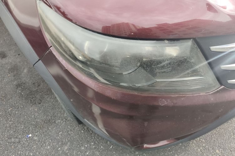 Forthing JOYEAR X5 2014 car image #8