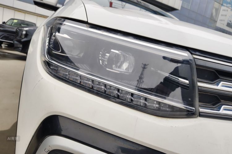 Volkswagen T-Cross 2020 car image #8