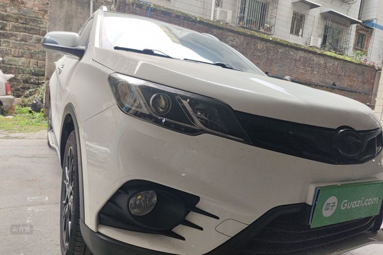 Soueast DX3 2017 car image #8