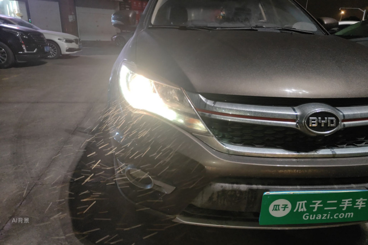 BYD S7 2017 car image #8