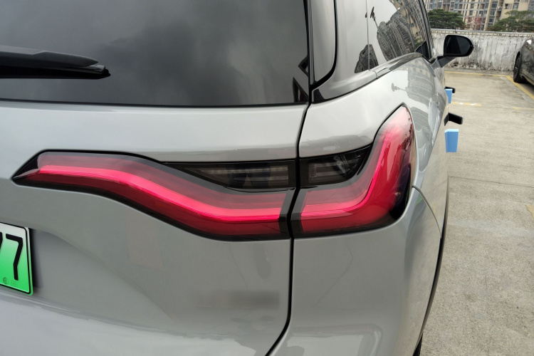 蔚来 蔚来ES8 2022 汽车图片 #8