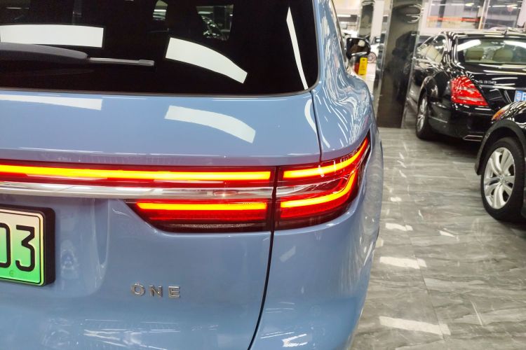 理想汽车 理想ONE 2022 汽车图片 #8