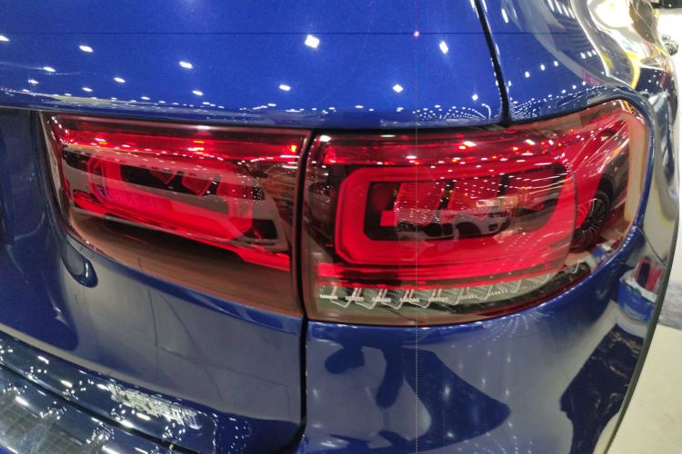 Mercedes-Benz GLB Class 2020 car image #8