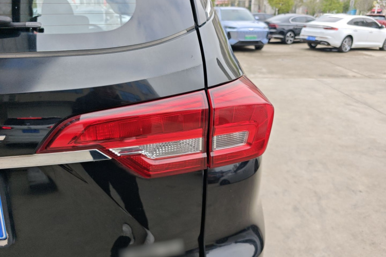 Haval M6 2019 car image #8