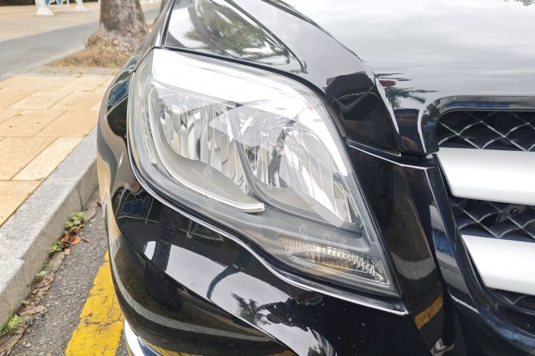 Mercedes-Benz GLK Class 2014 car image #8