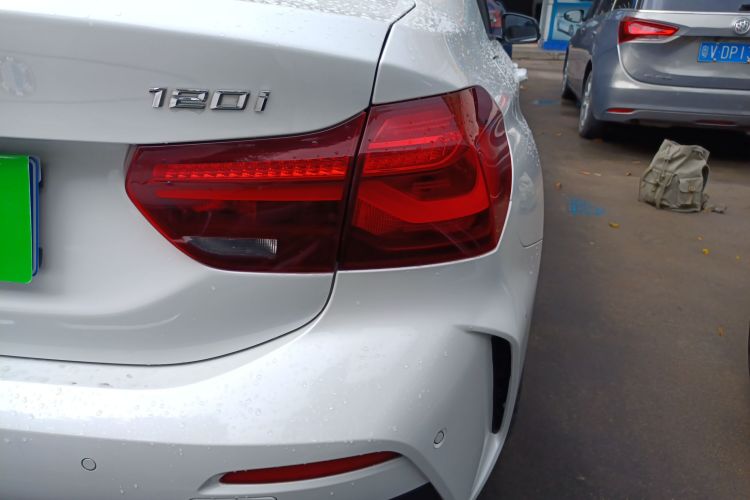 BMW 1 Series 2023 car image #8