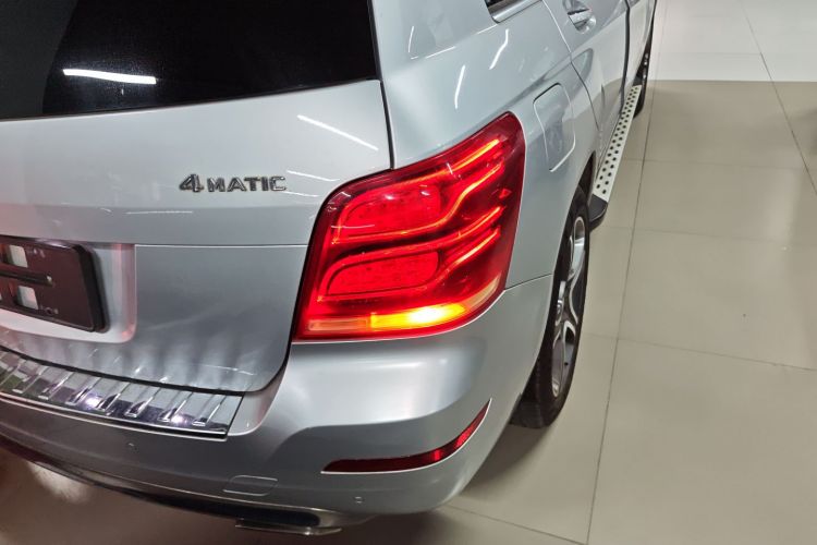 Mercedes-Benz GLK Class 2016 car image #8
