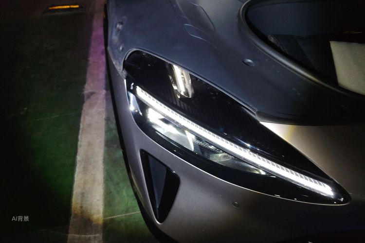 MI YU7 2025 imagen de coche #8