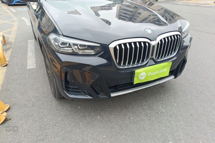 BMW X3 2023 immagine di auto #8