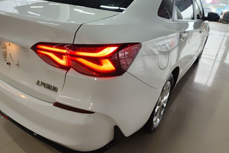 雪佛兰 科鲁泽 2023 汽车图片 #8