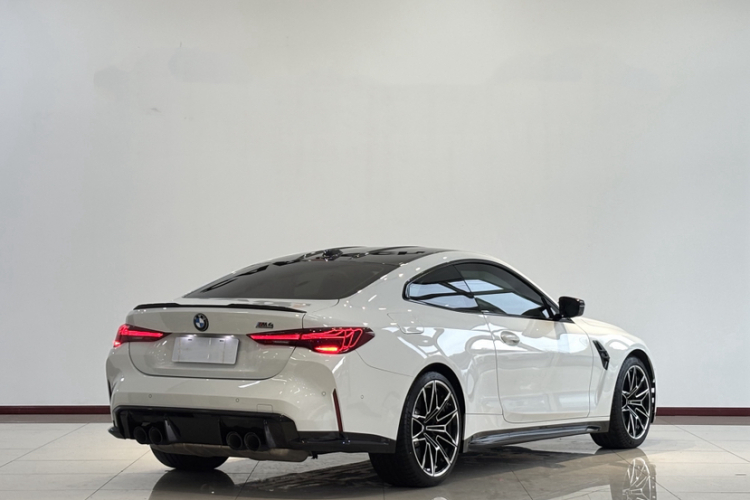 宝马 宝马M4 2025 #8 宝马 宝马M4 2025 汽车图片 #8