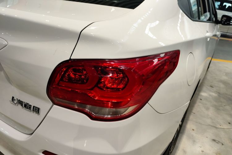 Chevrolet Cavalier 2019 صورة سيارة #8