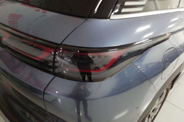 BYD Sea Lion 07 DM-i 2025 image de voiture #8