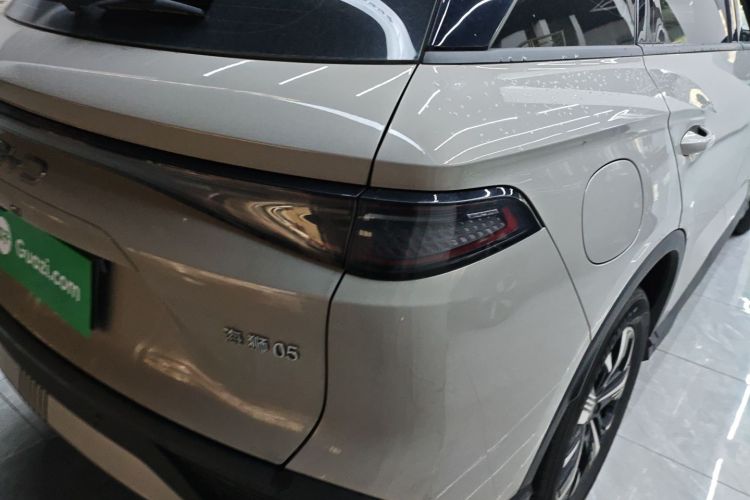 BYD Sea Lion 05 DM-i 2024 car image #8