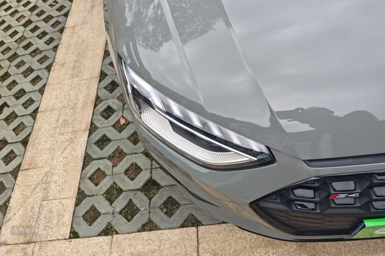 Audi S4 2021 image de voiture #8