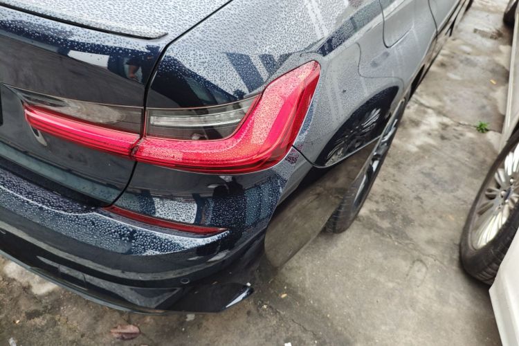 BMW 3 Series 2020 car image #8
