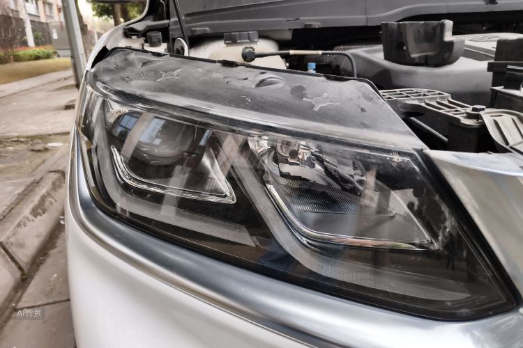GEELY Coolray 2019 car image #8