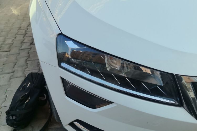 Skoda Karoq 2020 изображение автомобиля #8