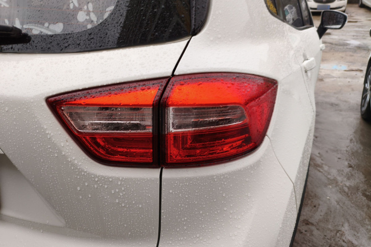 Changan CS15 2018 صورة سيارة #8