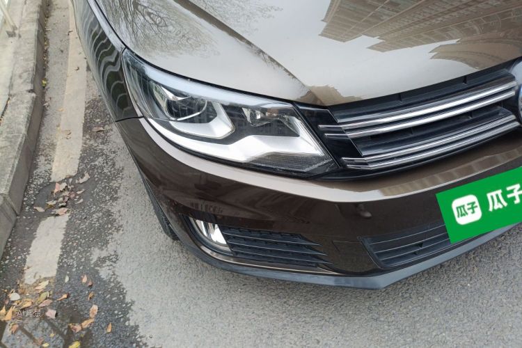 Volkswagen Tiguan 2015 car image #8