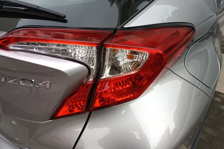 Toyota Izoa E 2021 imagen de coche #8