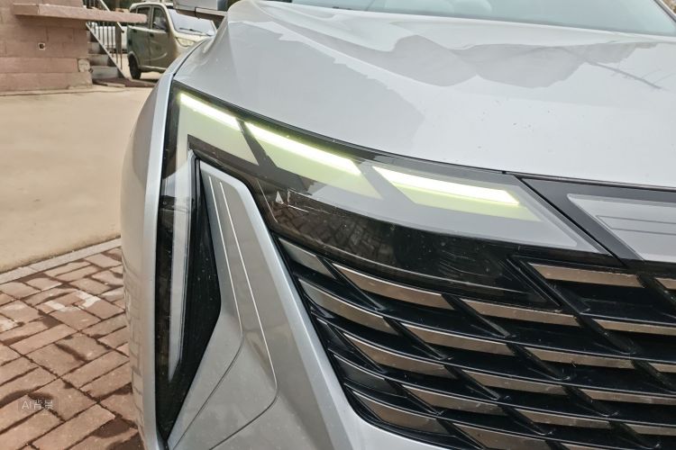 GEELY Boyue L 2024 car image #8