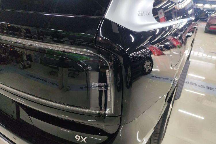 Zeekr 9X 2026 imagen de coche #8
