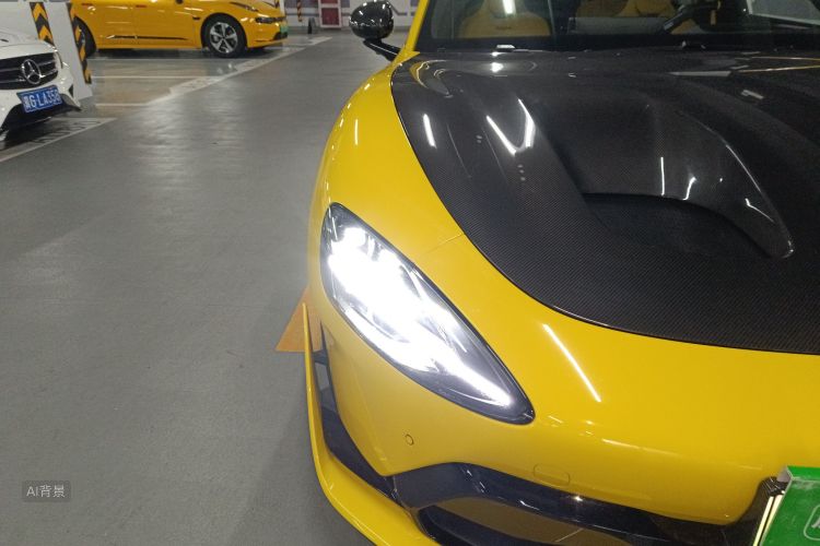 MI SU7 Ultra 2025 immagine di auto #8