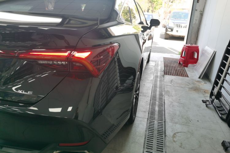 Toyota Avalon 2021 car image #8