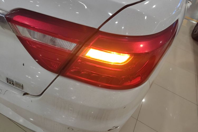 GEELY Vision 2018 imagen de coche #8