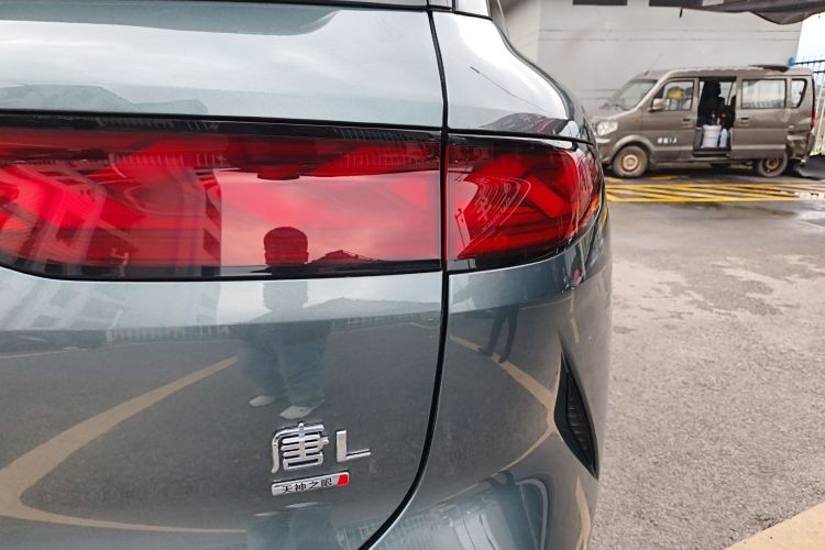 BYD Tang L 2025 car image #8