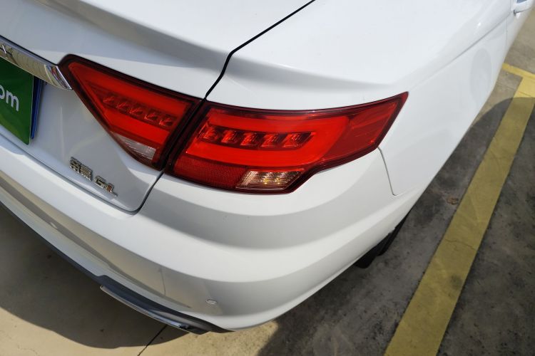 Emgrand GL 2019 #8 Emgrand GL 2019 car image #8