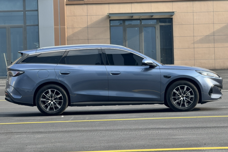 BYD Seal 06 DM-i 2025 car image #8