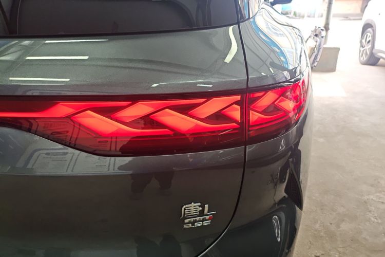 BYD Tang L 2025 car image #8