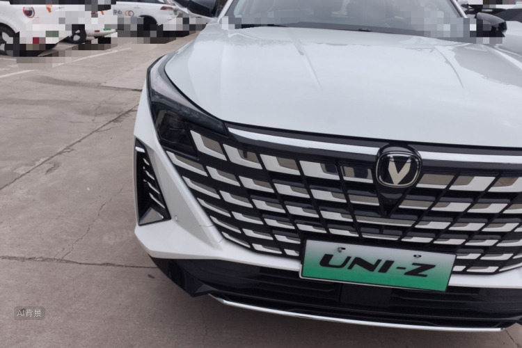 Changan UNI-Z PHEV 2025 car image #8