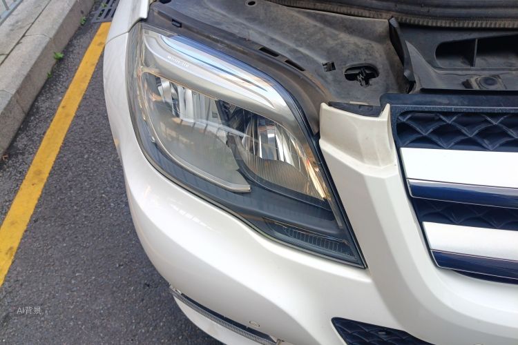 Mercedes-Benz GLK Class 2014 car image #8