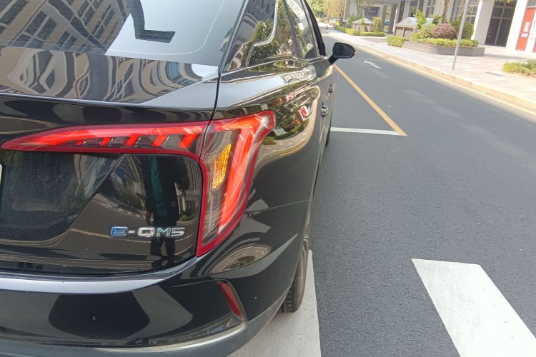 HongQi E-QM5 2022 imagem de carro #8