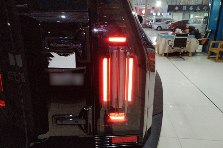 Jetour Traveller 2023 #8 Jetour Traveller 2023 car image #8
