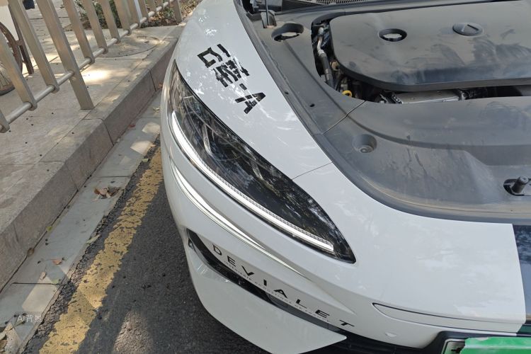 Denza Z9GT 2024 car image #8