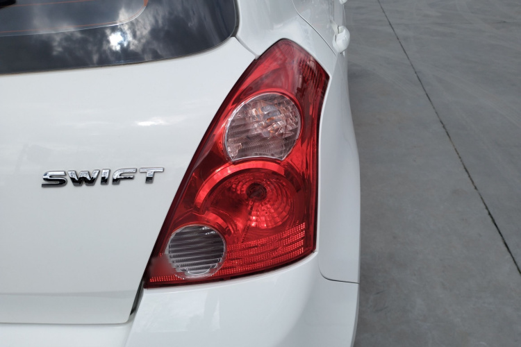 铃木 雨燕 2018 汽车图片 #8