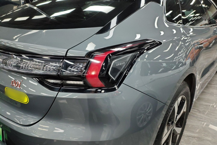 极氪 极氪001 2022 汽车图片 #8