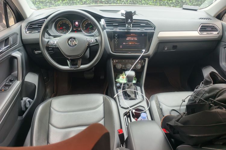 Volkswagen Tiguan L 2020 #8 Volkswagen Tiguan L 2020 car image #8