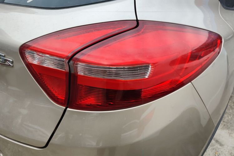 GEELY Emgrand GS 2016 car image #8