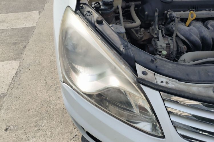 Hyundai Elantra HD 2014 immagine di auto #8