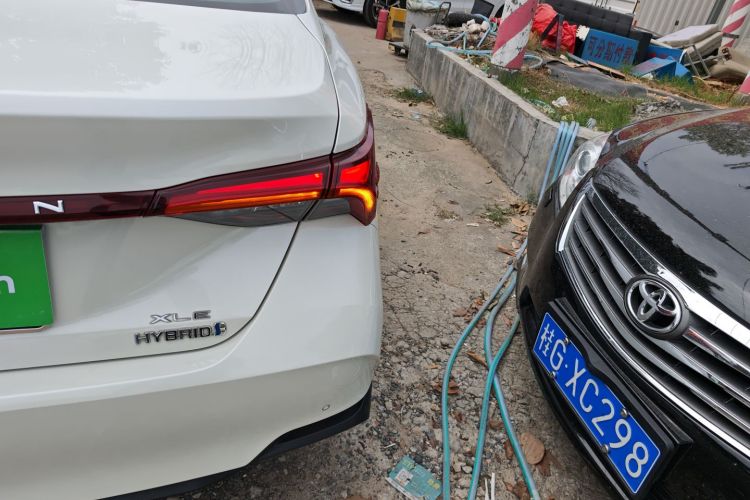 Toyota Avalon 2019 car image #8