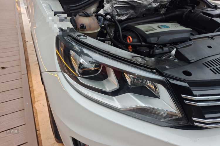 Volkswagen Tiguan 2014 car image #8