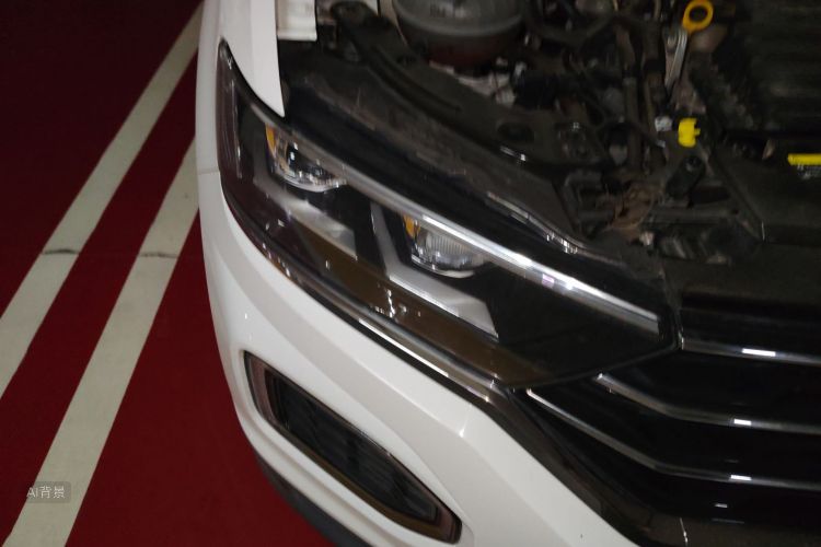 T-Roc 2019 car image #8