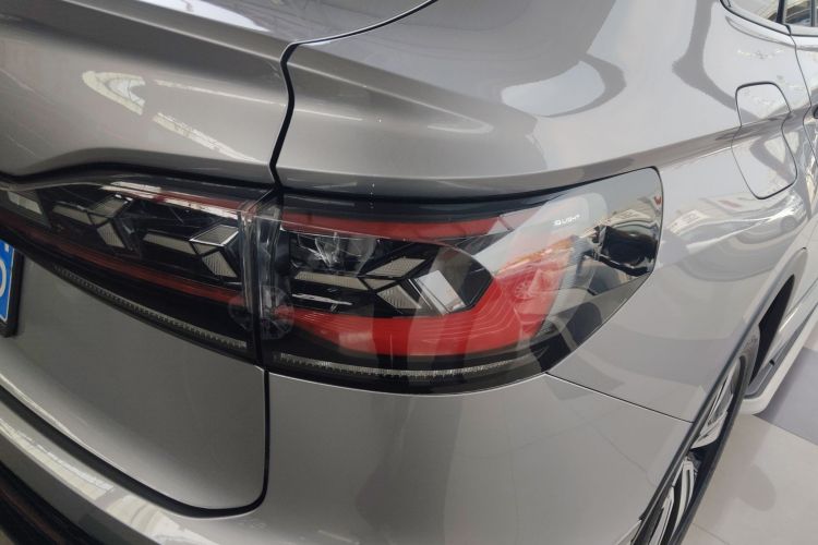 Volkswagen Tiguan X 2023 car image #8