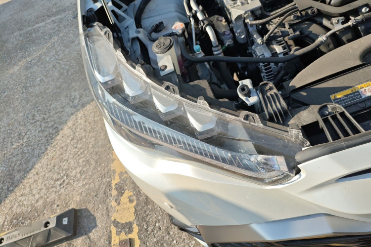 Toyota Frontlander 2023 car image #8